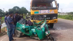 ঢাকা-সিলেট মহাসড়কে আবার দুর্ঘটনা, এবার এক পরিবারের তিন জনসহ নিহত ৪