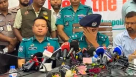 কাঁদলেন পুলিশ কমিশনার, বললেন ‘তার বয়সী আমারও এক ছেলে আছে’