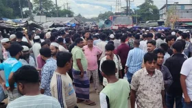 ১০ কোটি টাকা নিয়ে উধাও ব্যাংক কর্মকর্তারা, প্রতিবাদ জানাতে এসে অজ্ঞান ব্যবসায়ী