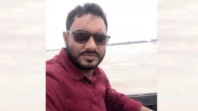 স্কুলে যাওয়ার পথে থামলো শিক্ষকের জীবন