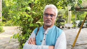 রোহিঙ্গাদের ফিরিয়ে নেওয়ার সদিচ্ছা মিয়ানমারের নেই: আসিফ মুনীর