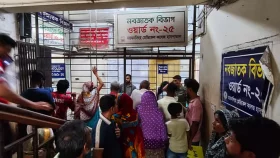 হাসপাতালে একজনের সন্তান দিয়ে দিলো আরেকজনকে, এরপর যা ঘটলো?