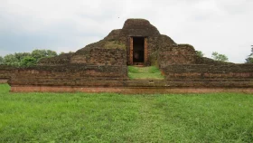 কুমিল্লার প্রাচীন প্রত্ননগরী রূপবান মুড়াতে একদিন