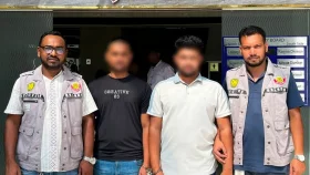 অনলাইনে অস্ত্র বিক্রির নামে প্রতারণা: গ্রেফতার ২