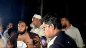 জানাজার সময় তদন্ত করতে গিয়ে হামলার শিকার দুই পুলিশ, রাতেই বরখাস্ত