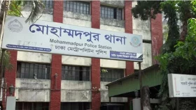 রাজধানীতে প্রবাসী যুবককে কোপানোর অভিযোগে গ্রেফতার ২