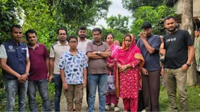 সপরিবারে আত্মগোপনে থাকা সেই  স্বর্ণ ব্যবসায়ী আটক