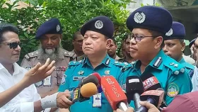 রংপুরে ৪ খুন, ঘটনাস্থল পরিদর্শনে পুলিশ কমিশনার