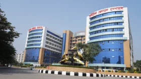 কুর্মিটোলা হাসপাতালে হারানো শিশুটিকে উদ্ধার
