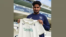 কেন্টে বাংলাদেশের খালেদ আহমেদ