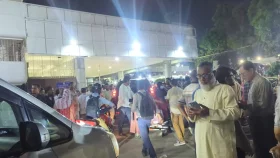 মির্জা আব্বাসকে স্বাগত জানাতে বিমানবন্দরে নেতাকর্মীদের ভিড়, স্লোগান