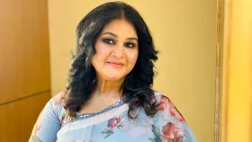 সামিনা চৌধুরীর অজানা গল্প, মঞ্চে গাইতে গিয়ে জ্ঞান হারিয়েছিলেন তিনি