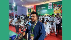 স্বৈরাচার ফেরার পথ আপনারাই তৈরি করছেন: নাহিদ ইসলাম