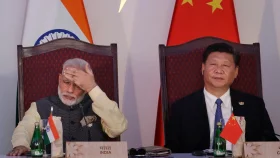 ব্রিকসের প্রথম দিনেই বৈঠকে বসছেন মোদি-শি