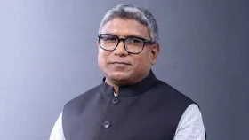উত্তরার অফিস থেকে আওয়ামী লীগ নেতা গ্রেফতার