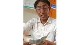 ১১৫০ টাকার কাজের জন্য চাইলেন ৭০ হাজার, সেই তহশিলদারকে শোকজ