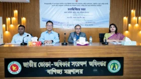 ‘অতিরিক্ত গরমে ডিমের উৎপাদন হ্রাস পায়, দাম বেড়ে যায়’