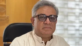 বাহিনীর নজরে ঢাবির সাবেক উপাচার্য মাকসুদ কামাল, পালানোর সুযোগ নেই