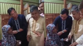 ফুটপাতের সেই গোলাপি বেগমকে বাড়ি উপহার দিলেন প্রধানমন্ত্রী 