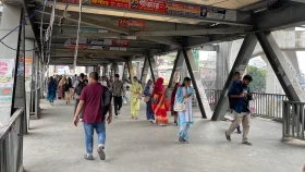 ফার্মগেটের ওভারব্রিজ এখন হকারমুক্ত, নজরদারি রাখার আশ্বাস ডিসির