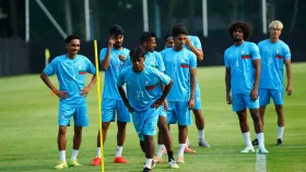 বাংলাদেশ দলে ফারহানের অভিষেক, মালয়েশিয়ার বিপক্ষে আরও যারা আছেন