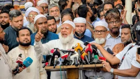 রাড্ডায় স্বাস্থ্যকেন্দ্র পুনঃপ্রতিষ্ঠায় ৫০ লাখ টাকা অনুদান দিলো জামায়াত