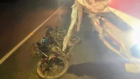 বাসের ধাক্কায় মোটরসাইকেল আরোহী ৩ বন্ধু নিহত