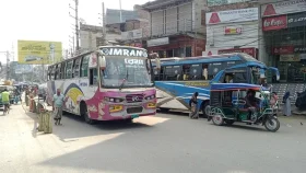 চুয়াডাঙ্গায় ৩ দিনের জন্য পরিবহন ধর্মঘট স্থগিত, চলছে বাস