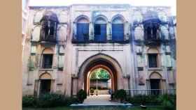 যে প্রাসাদে বন্দি ছিলেন নবাব সিরাজের পরিবারের সদস্যরা