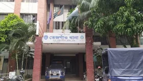 রাজধানীতে সরকারি স্টাফ কোয়ার্টারে তালাবদ্ধ ঘর থেকে নারীর লাশ উদ্ধার