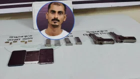 রাসেলের শয়নকক্ষে দুটি বিদেশি পিস্তল, চাঁদা না দিলেই দিতেন হত্যার হুমকি