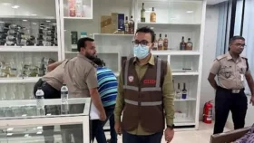 টানা ৪ ঘণ্টা অভিযানে সালমান মুক্তাদিরের শশুরের ৪ ওয়্যারহাউস সিলগালা