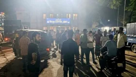 থানার গেটেই পুলিশ সদস্যকে মারধর, যুবদল নেতা আটক