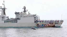 সমুদ্রপথে মালয়েশিয়াগামী বোট থেকে এগারো দালালসহ ৭৬ জন উদ্ধার