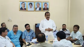 ‘চেয়ারম্যান-মেম্বার পদে মনোনয়ন দেওয়া হবে, আর কেউ নির্বাচনে দাঁড়ানোর চেষ্টা করবেন না’