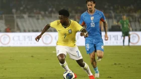 কলকাতায় ঐতিহাসিক ম্যাচ, ভারতের জালে ব্রাজিলের চার গোল