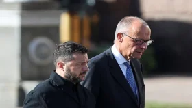 সাইরেন-বিস্ফোরণের মধ্যেই কিয়েভে পৌঁছালেন জার্মান চ্যান্সেলর