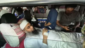 অ্যাম্বুলেন্সে করে বগুড়া আদালতে এনসিপি নেতা তানভীর
