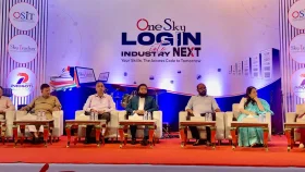 আইটি ক্যারিয়ারের প্রস্তুতি, শিক্ষার্থীদের নিয়ে ‘লগইন ইনটু ইন্ডাস্ট্রি নেক্সট’