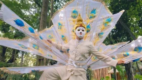 বিশ্বমঞ্চে স্থান করে নিচ্ছে ইয়ুননানের কিন্নর-নৃত্য