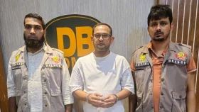 উপজেলা আওয়ামী লীগ নেতা ঢাকায় গ্রেফতার