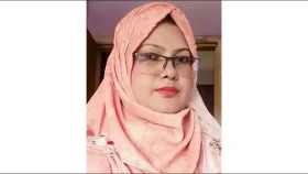 ঘরের ছোট মেয়েটিই এখন উপজেলার শ্রেষ্ঠ সহকারী শিক্ষক