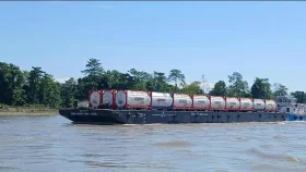 ১৯৪৭ সালের পর আসাম থেকে বাংলাদেশে আসছে প্রথম কোনও নৌযান