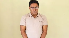 নাসিমকে গুলির পর একজনকে জাপটে ধরি, অপরজন আমার মাথায় অস্ত্র ধরেছিল