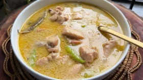 বাড়িতেই বানান হোটেল স্টাইলের ঘন চিকেন স্যুপ