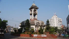 ইতিহাস আর আড্ডার এক পরিচিত ঠিকানা চট্টগ্রামের চেরাগী পাহাড়