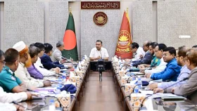 রাজধানীর গণপরিবহন ব্যবস্থাপনা নিয়ে বিশেষ বৈঠকে প্রধানমন্ত্রী