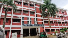 স্বজন পরিচয়ে সখ্য, এরপর মায়ের কোল থেকে নবজাতক চুরি
