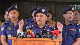 ৩৪ লাখ টাকা ছিনতাইয়ের ছক ব্যাংকের ভেতরেই, কর্মকর্তাসহ গ্রেফতার ৬