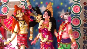 এক মণ্ডপেই ১০১ প্রতিমা, আছে মহাবিশ্বের চার কালের কাহিনিও